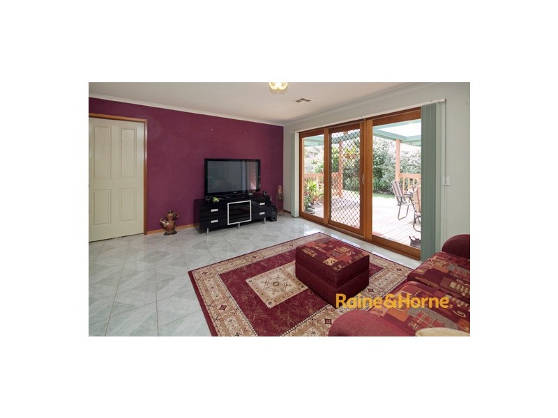 18 Dewsbury Court, Narre Warren South VIC 3805