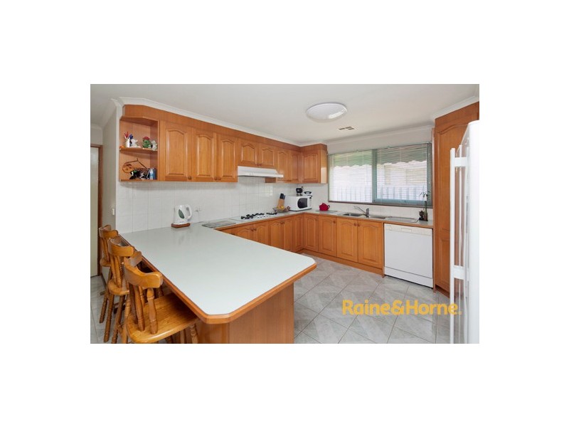 18 Dewsbury Court, Narre Warren South VIC 3805