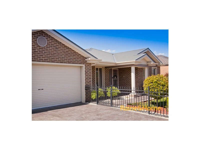 8 Cherrywood Way, Narre Warren South VIC 3805
