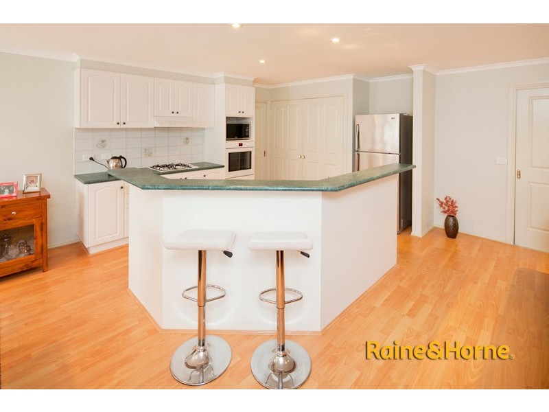 24 Bella Cres, Hallam VIC 3803