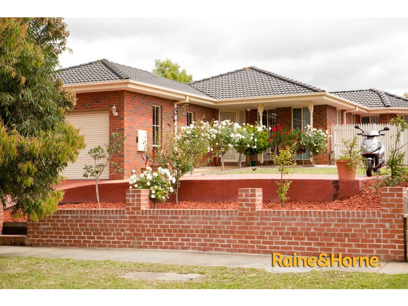 24 Bella Cres, Hallam VIC 3803