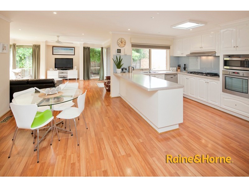 19 Moonbeam Close, Narre Warren South VIC 3805