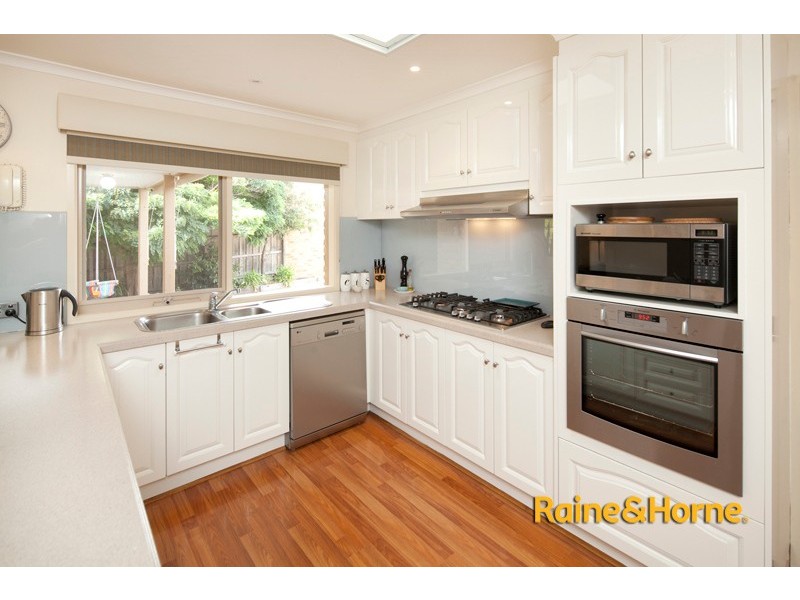 19 Moonbeam Close, Narre Warren South VIC 3805