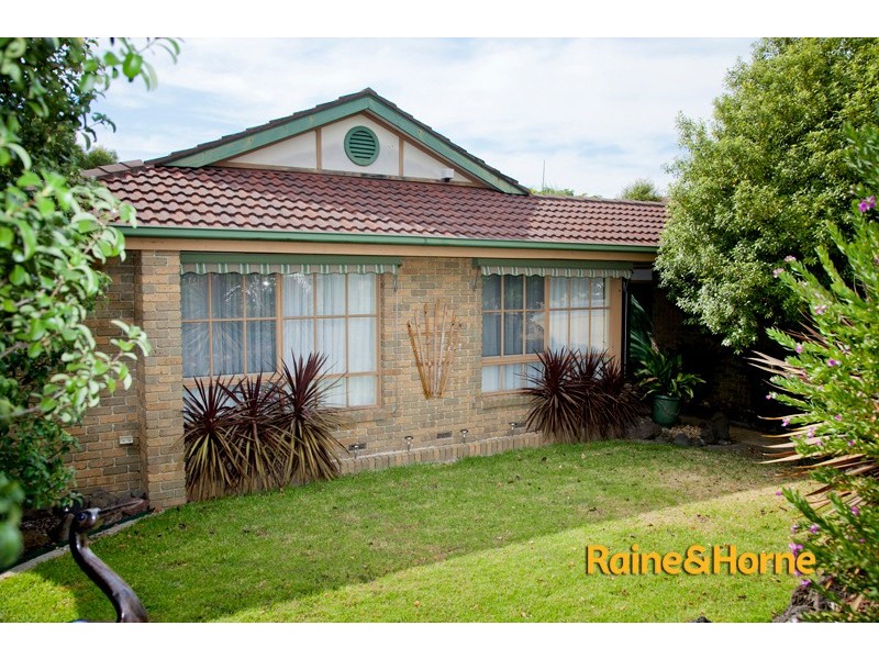 19 Moonbeam Close, Narre Warren South VIC 3805