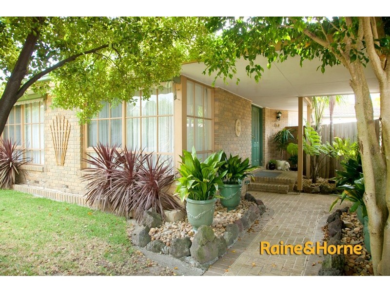 19 Moonbeam Close, Narre Warren South VIC 3805