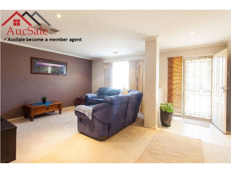 63 Hancock Drive, Berwick VIC 3806