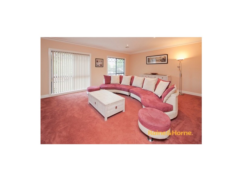 5 Delhuntly Rise, Narre Warren South VIC 3805