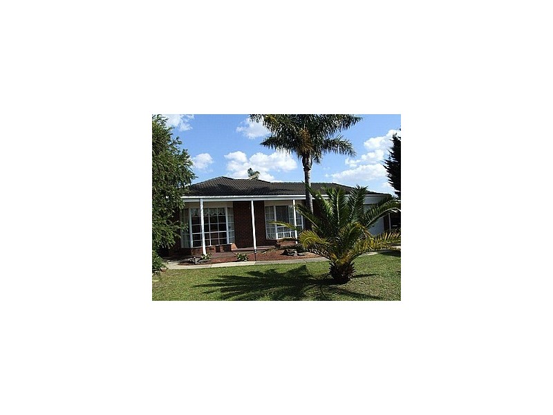 2 Gordonia crescent, Narre Warren VIC 3805