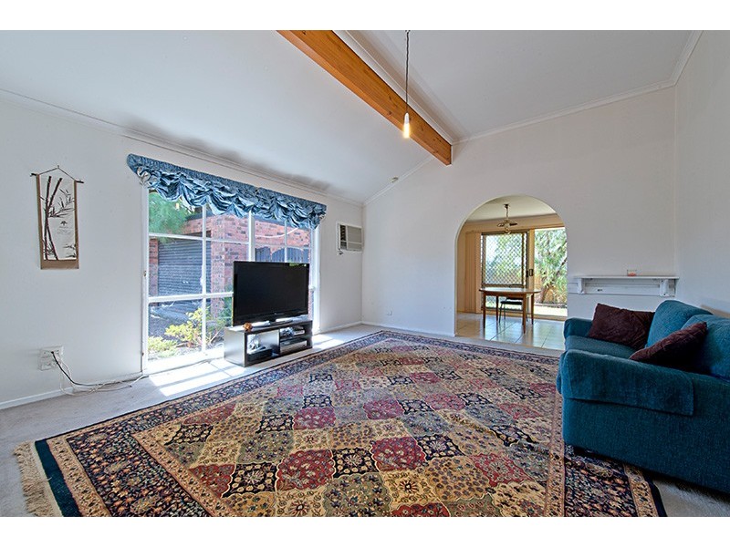 39 Willow Drive, Hampton Park VIC 3976