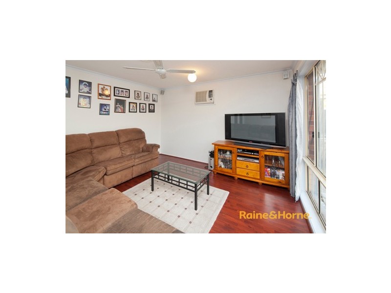 13 Chatswood, Narre Warren South VIC 3805