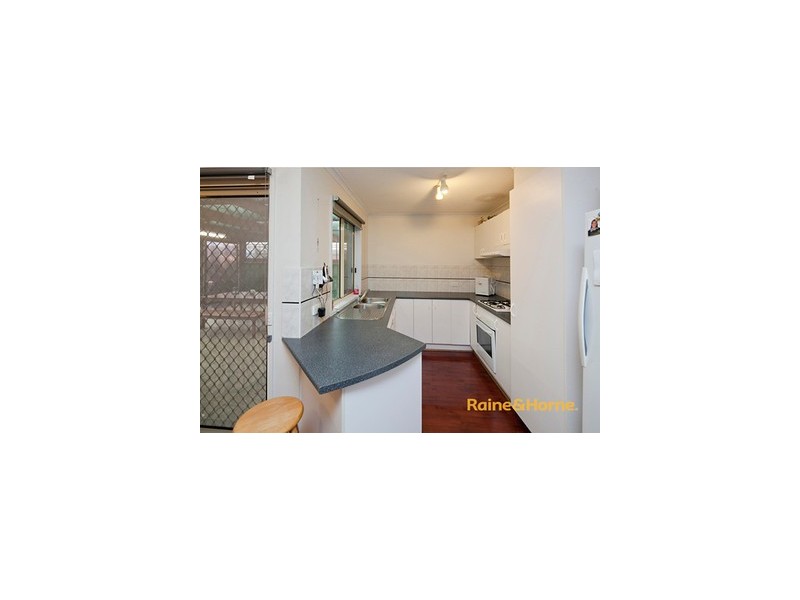 13 Chatswood, Narre Warren South VIC 3805