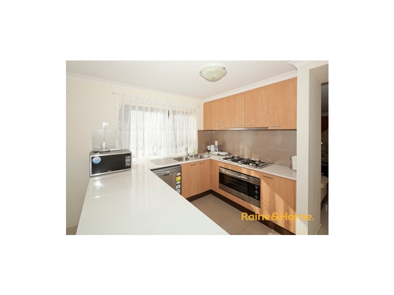 18 Violet Way, Cranbourne VIC 3977
