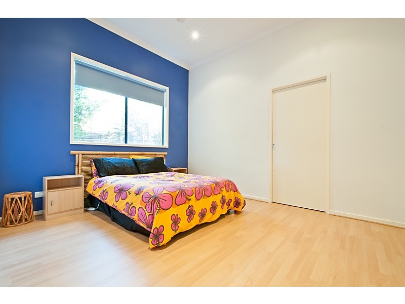 6 Mercy Crt, Narre Warren South VIC 3805