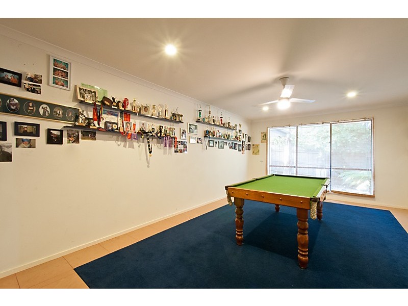6 Mercy Crt, Narre Warren South VIC 3805
