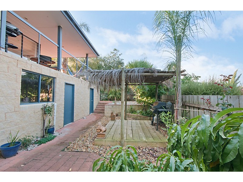 6 Mercy Crt, Narre Warren South VIC 3805
