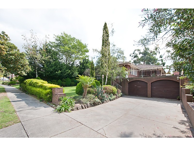 25 Cloverset Ave, Narre Warren VIC 3805