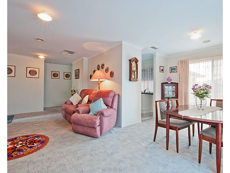 85 Kingston Ave, Narre Warren South VIC 3805