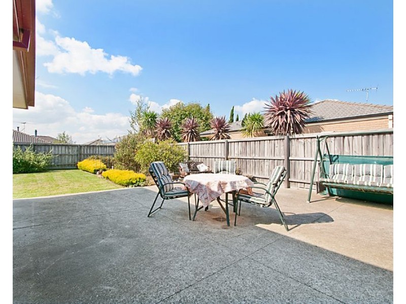 85 Kingston Ave, Narre Warren South VIC 3805