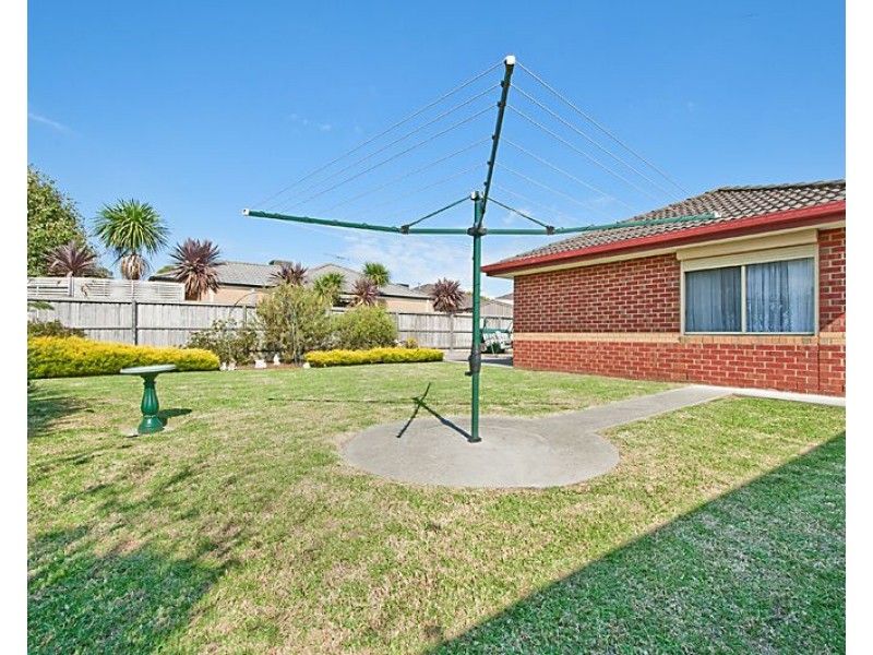 85 Kingston Ave, Narre Warren South VIC 3805