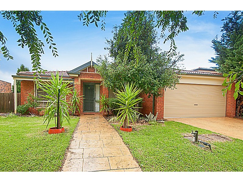 45 Littlecroft Ave, Narre Warren South VIC 3805