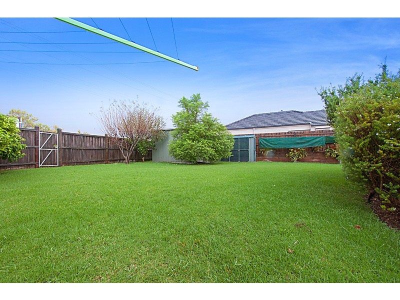 19 Dewdrop Place, Narre Warren South VIC 3805