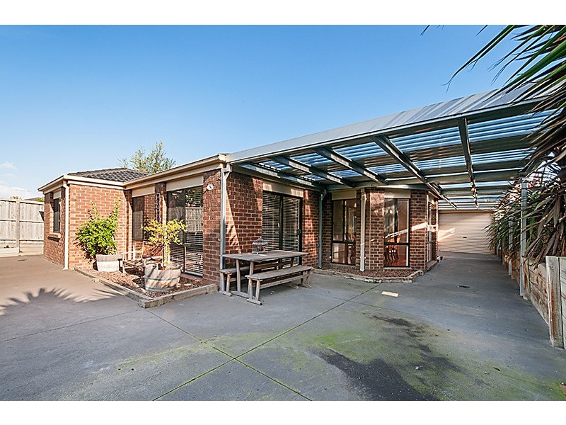 1 Tuileries Rise, Narre Warren South VIC 3805