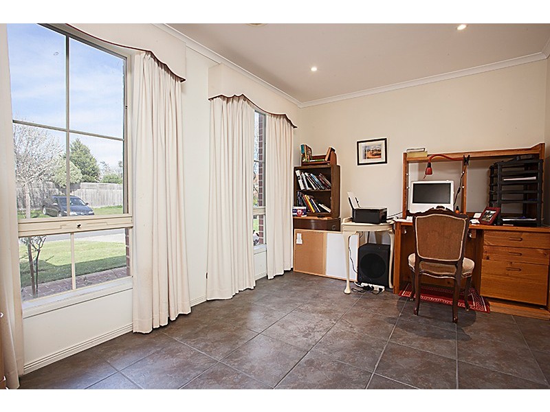 6 Cantrell Place, Narre Warren South VIC 3805