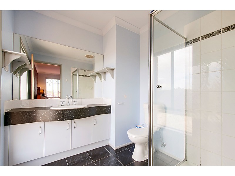 38 St Georges Road, Narre Warren South VIC 3805
