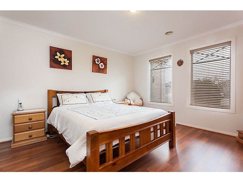 5 Ernest Crescent, Narre Warren South VIC 3805