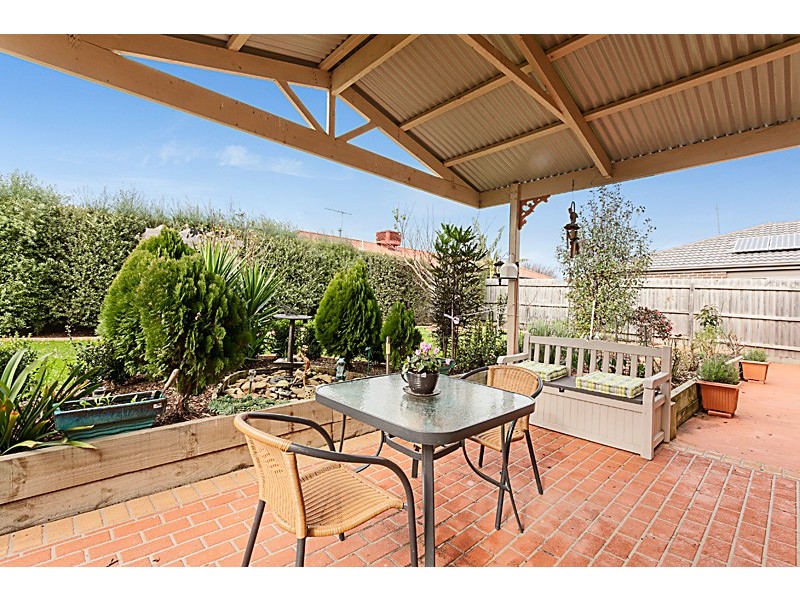 5 Ernest Crescent, Narre Warren South VIC 3805