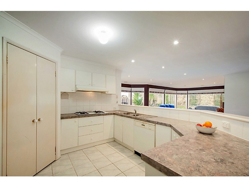 11 Littlecroft Avenue, Narre Warren South VIC 3805