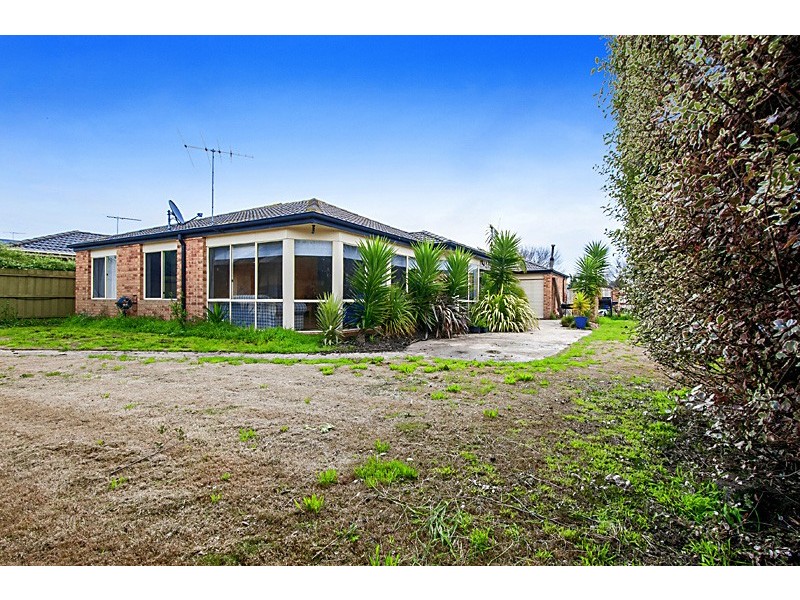 11 Littlecroft Avenue, Narre Warren South VIC 3805