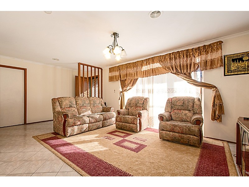 29 Hyssop Drive, Hallam VIC 3803