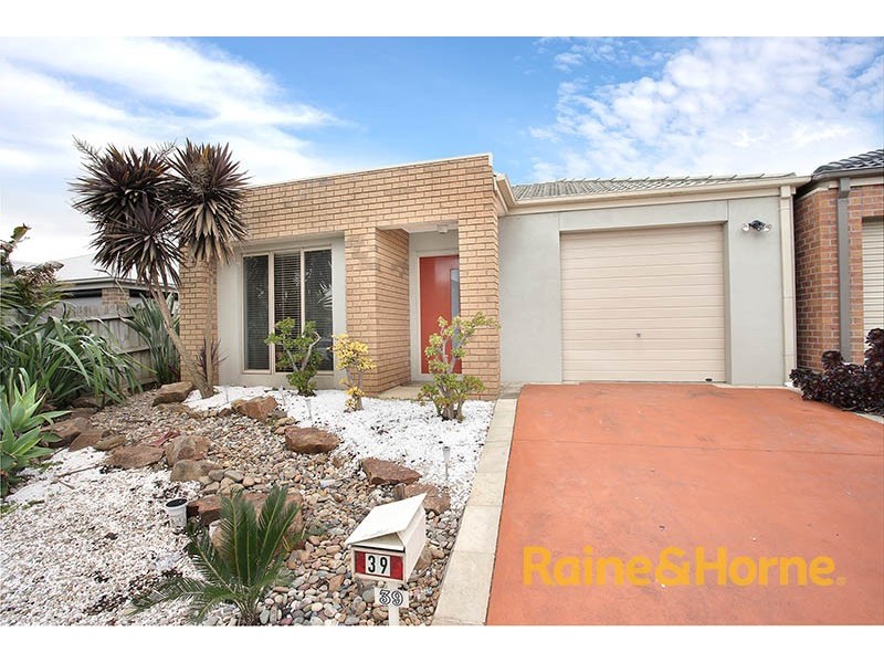 39 Tyrell Place, Berwick VIC 3806