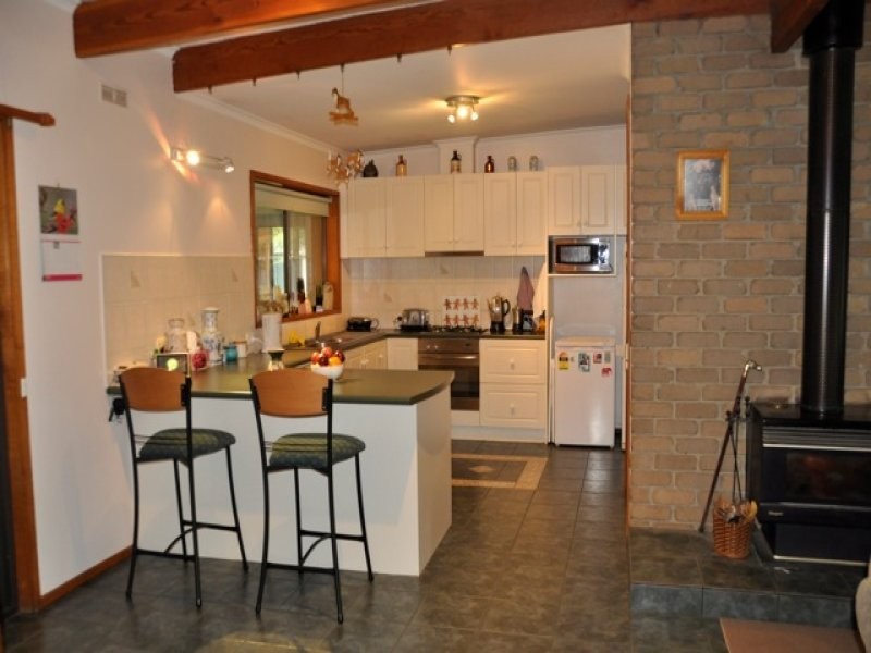 5 Garden Street, Cranbourne East VIC 3977