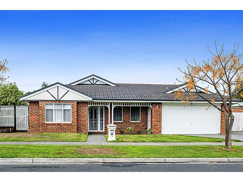 5 The Boulevard, Narre Warren South VIC 3805
