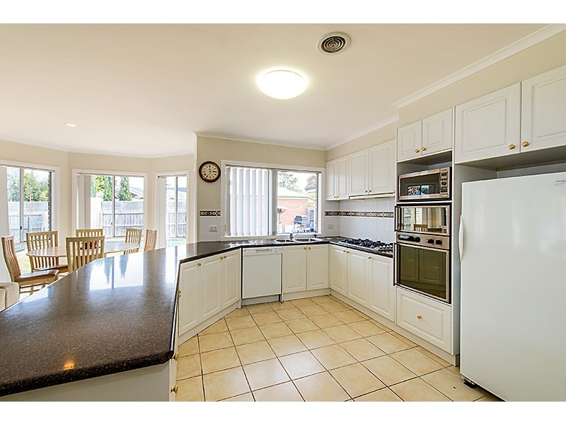 5 The Boulevard, Narre Warren South VIC 3805