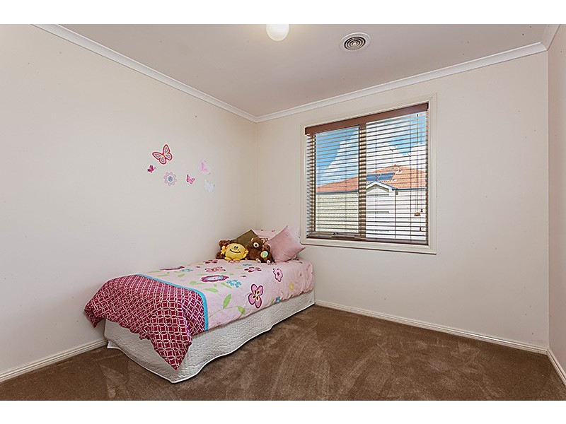 4 Penrose Drive, Narre Warren South VIC 3805