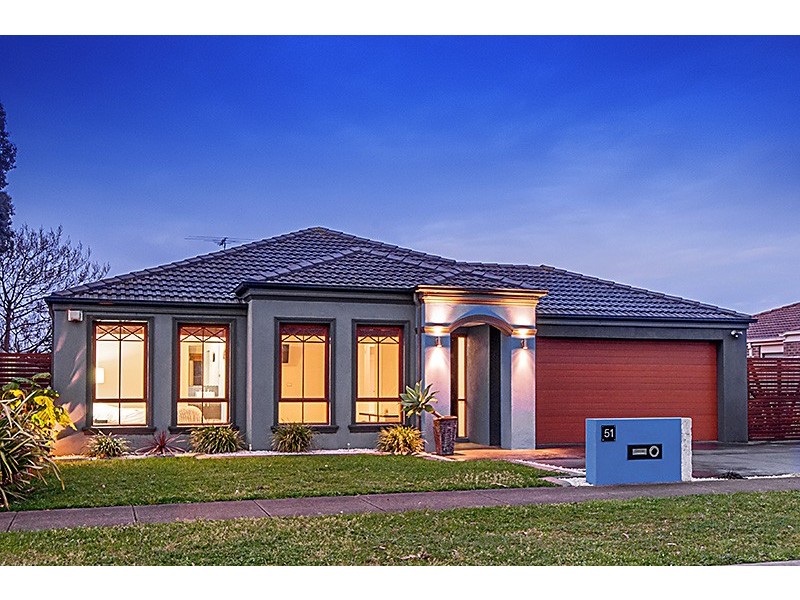 51 Tuileries Rise, Narre Warren South VIC 3805