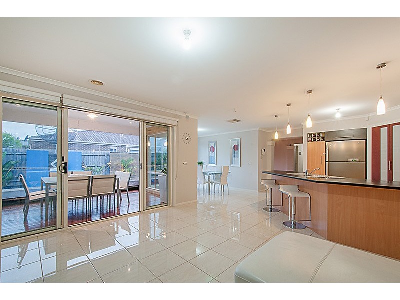 51 Tuileries Rise, Narre Warren South VIC 3805