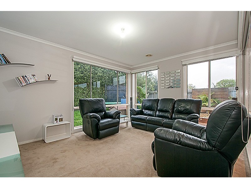 51 Tuileries Rise, Narre Warren South VIC 3805