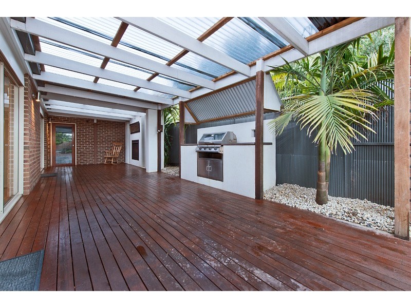 49 Littlecroft Ave, Narre Warren South VIC 3805