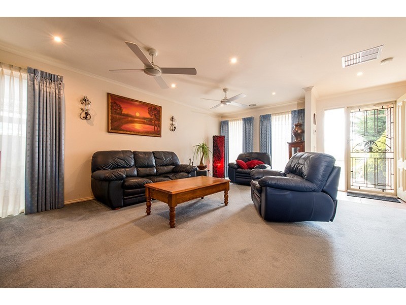 46 Kingston Avenue, Narre Warren South VIC 3805