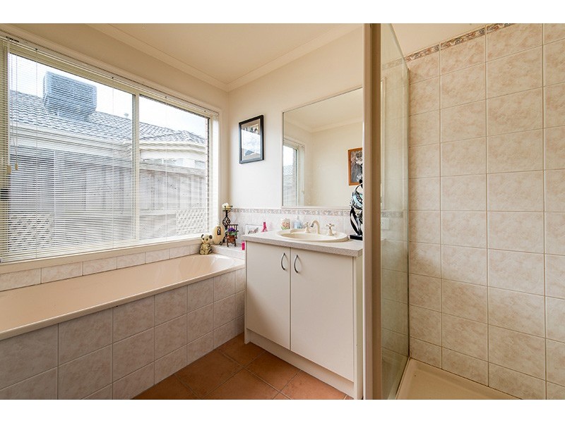 46 Kingston Avenue, Narre Warren South VIC 3805