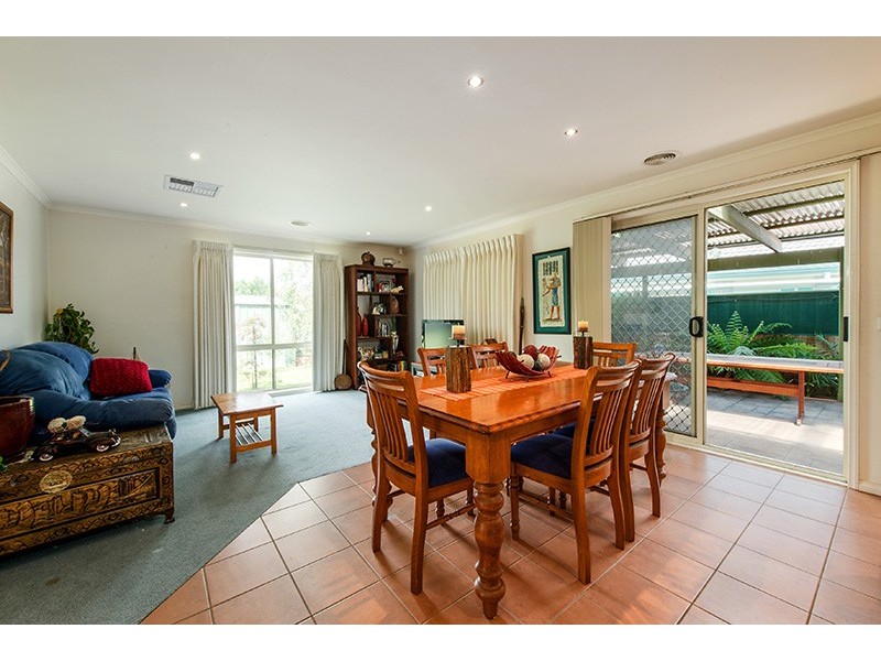 46 Kingston Avenue, Narre Warren South VIC 3805