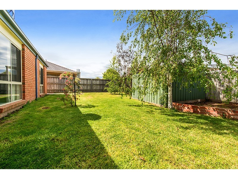 46 Kingston Avenue, Narre Warren South VIC 3805