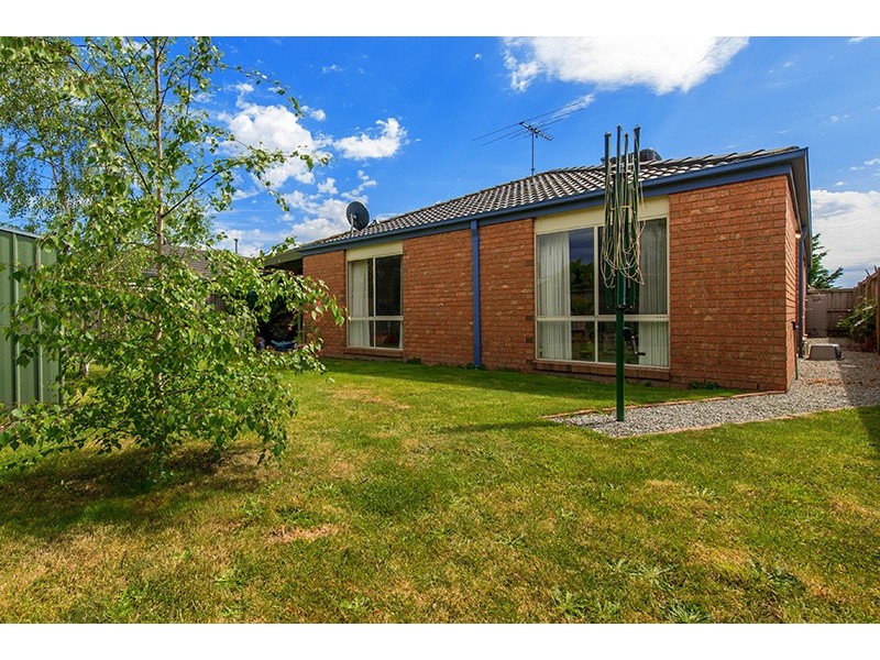 46 Kingston Avenue, Narre Warren South VIC 3805