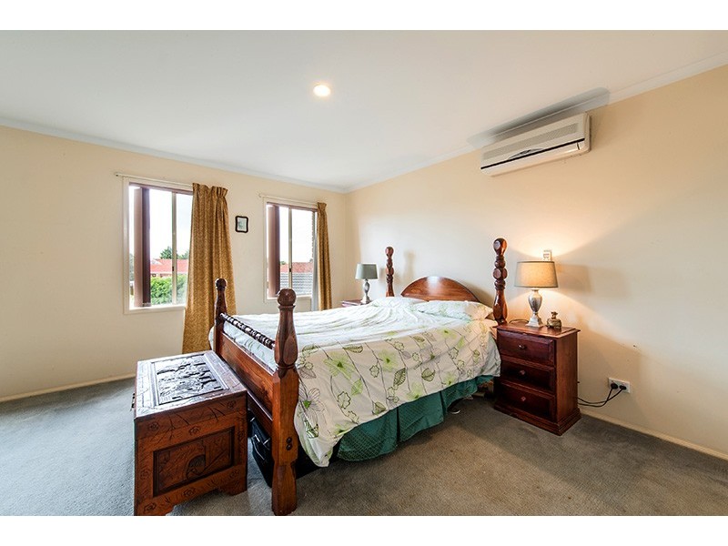 5 Isabella Place, Cranbourne North VIC 3977