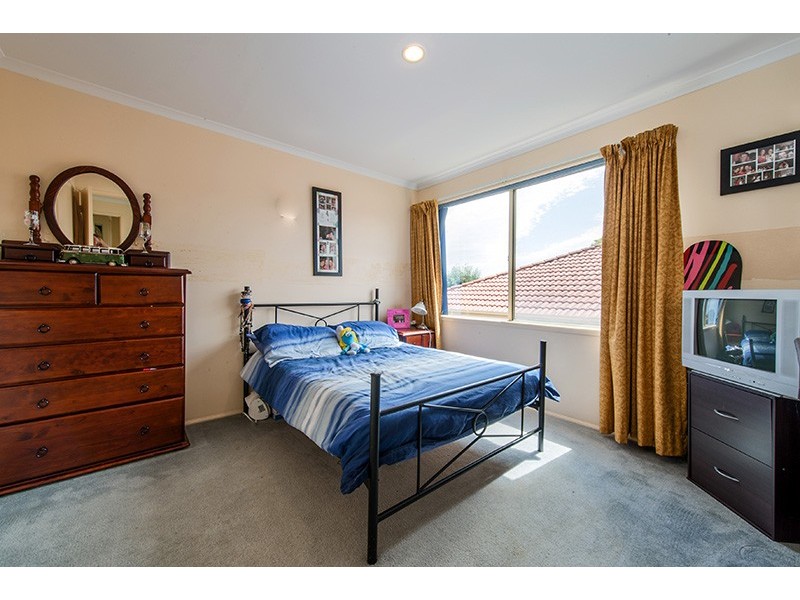 5 Isabella Place, Cranbourne North VIC 3977