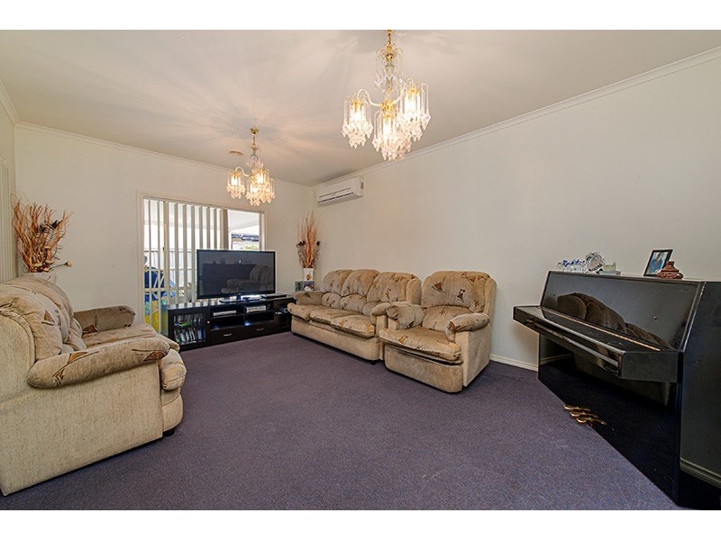 14 Fenton Place, Narre Warren South VIC 3805